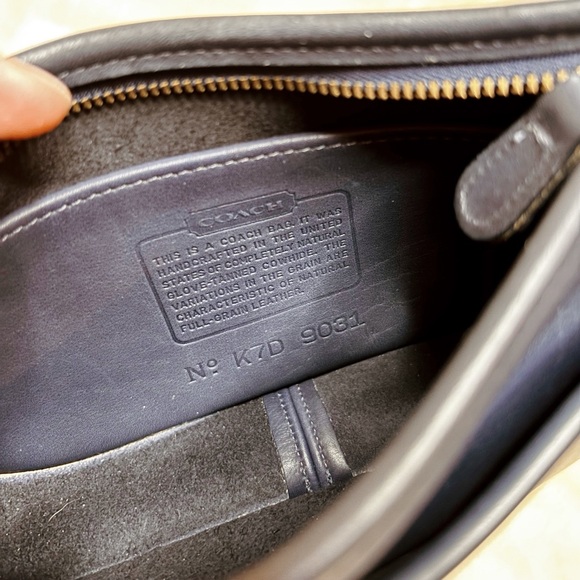 ❌SOLD❌ 100% Authentic VINTAGE Coach “Wendie” Mini #9031 in true Blue colour - Picture 3 of 8